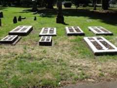 Larger memorial image loading...