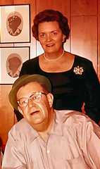 Larger memorial image loading...