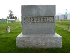 Larger memorial image loading...