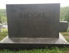 Larger memorial image loading...