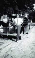 Larger memorial image loading...