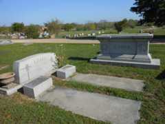 Larger memorial image loading...