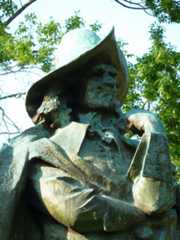 Larger memorial image loading...