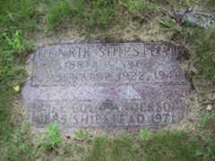 Larger memorial image loading...