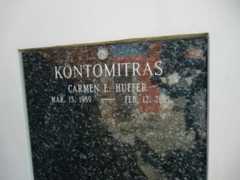 Larger memorial image loading...