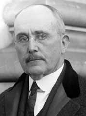 Larger memorial image loading...