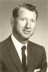 Larger memorial image loading...