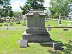 Larger memorial image loading...