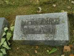 Larger memorial image loading...