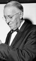 Larger memorial image loading...