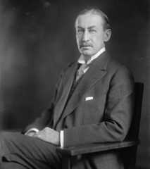 Larger memorial image loading...