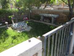 Larger memorial image loading...