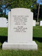 Larger memorial image loading...