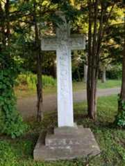 Larger memorial image loading...