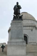 Larger memorial image loading...