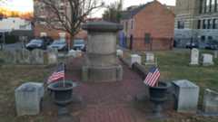 Larger memorial image loading...