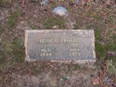 Larger memorial image loading...