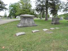 Larger memorial image loading...