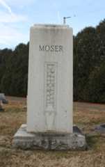 Larger memorial image loading...