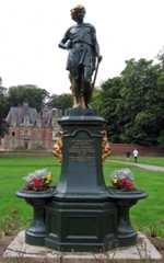 Larger memorial image loading...