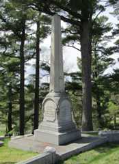 Larger memorial image loading...