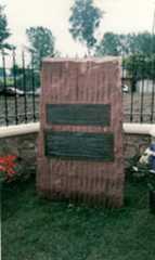 Larger memorial image loading...