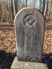 Larger memorial image loading...