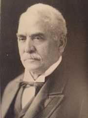 Larger memorial image loading...