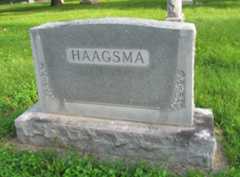 Larger memorial image loading...