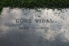 Larger memorial image loading...