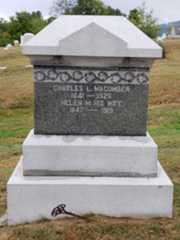 Larger memorial image loading...