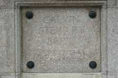 Larger memorial image loading...