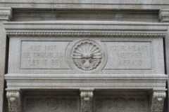 Larger memorial image loading...