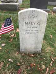 Larger memorial image loading...