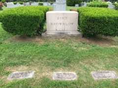 Larger memorial image loading...