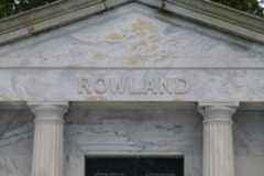 Larger memorial image loading...