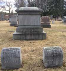 Larger memorial image loading...