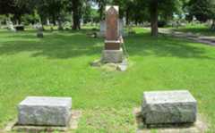 Larger memorial image loading...