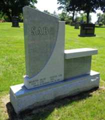 Larger memorial image loading...