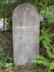 Larger memorial image loading...