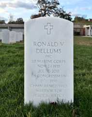 Larger memorial image loading...