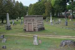 Larger memorial image loading...