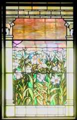 Larger memorial image loading...