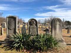 Larger memorial image loading...