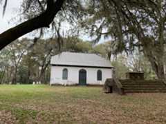 Larger memorial image loading...