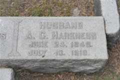 Larger memorial image loading...