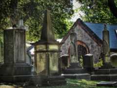 Larger memorial image loading...