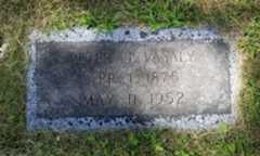 Larger memorial image loading...