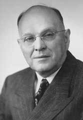 Larger memorial image loading...