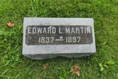 Larger memorial image loading...